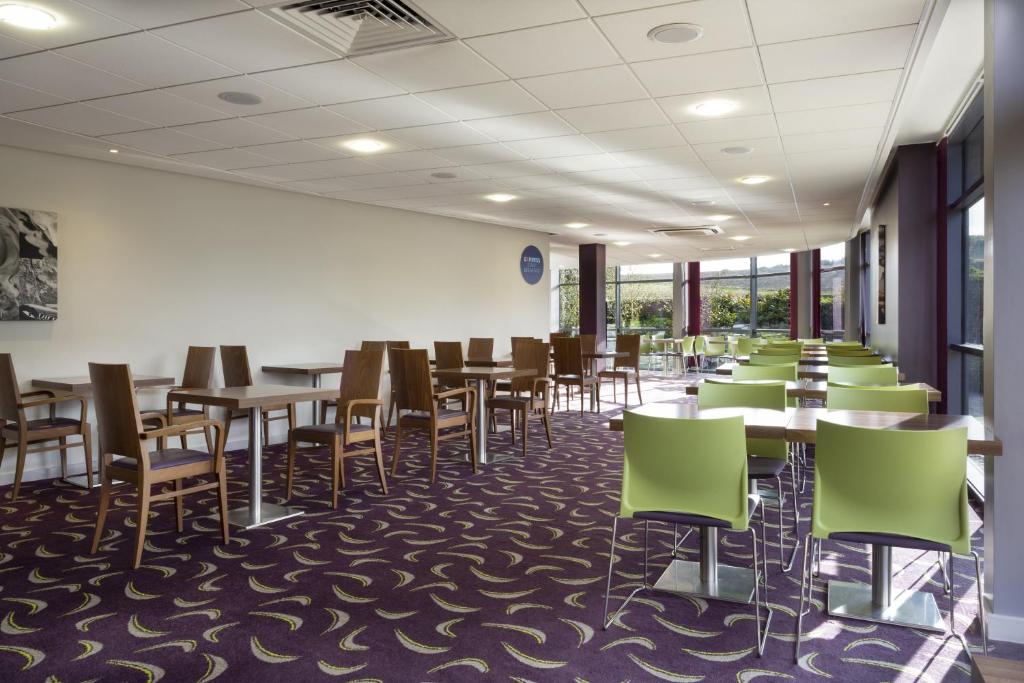 Holiday Inn Express Dunstable Photo 7