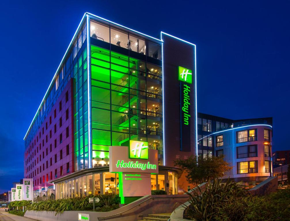 Holiday Inn London West photo