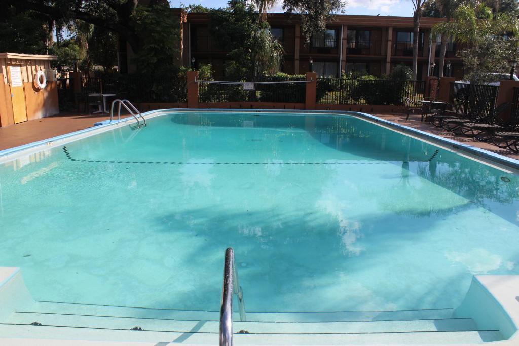 Travelodge Near Busch Gardens photo