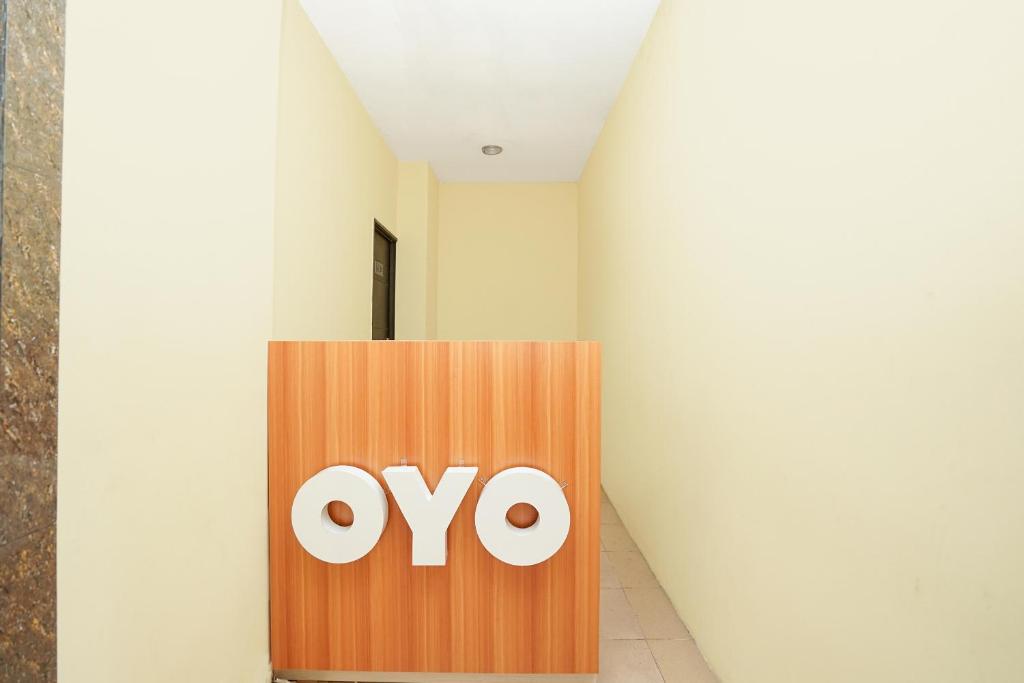 SUPER OYO 91964 Menara Rungkut Surabaya photo