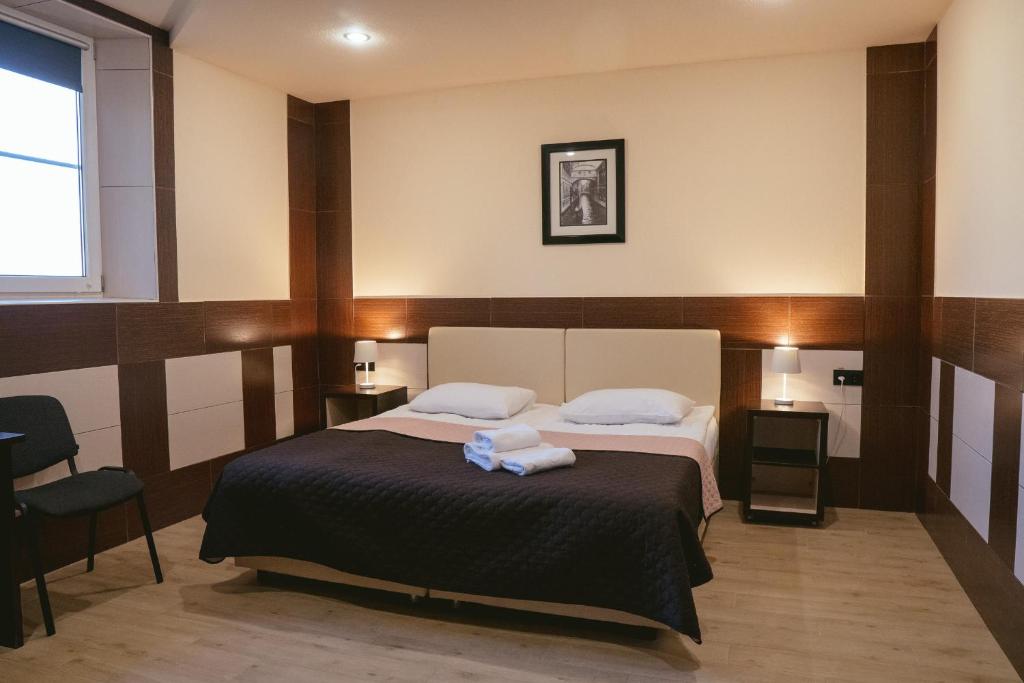 Korona Hotel — Hotel in Chubyns'ke