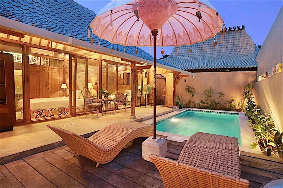 Villa Joglo Batu Belig photo