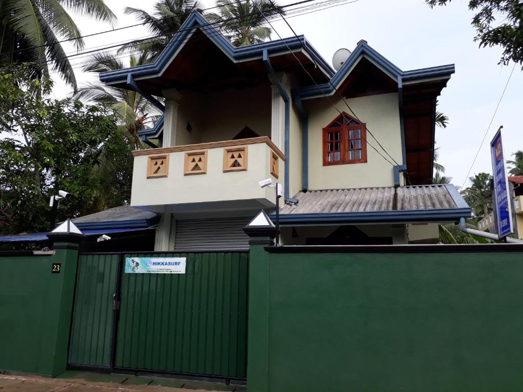 HikkaSurf Apartment, Hikkaduwa