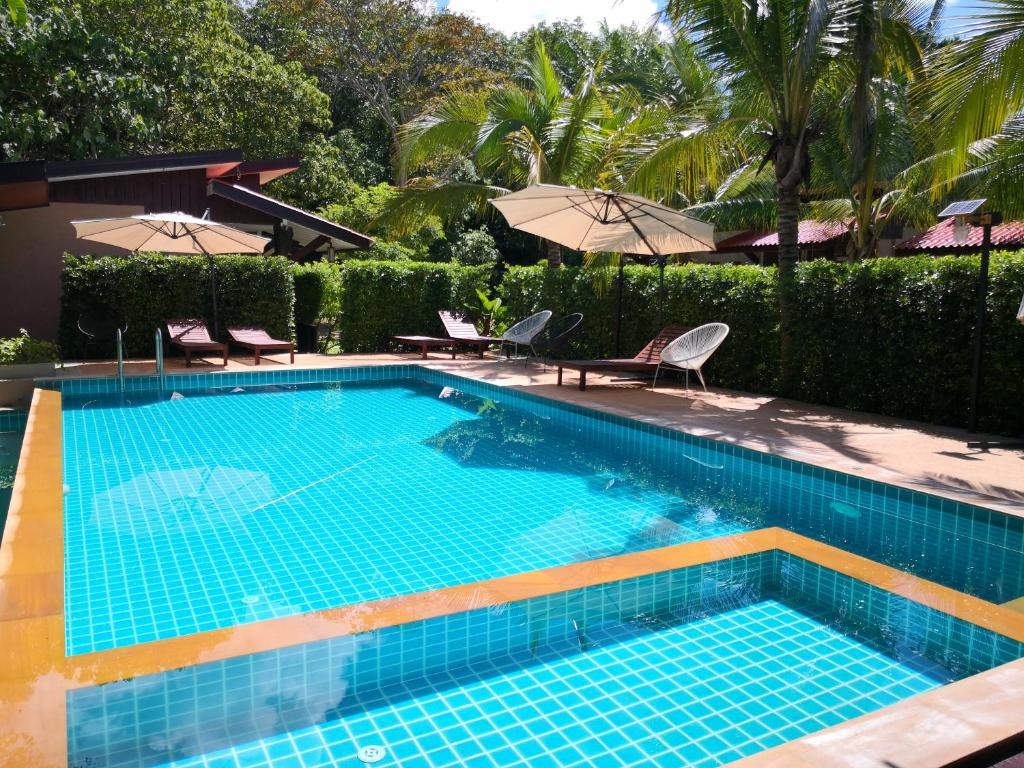 Baan Suan Rim Klong Resort photo