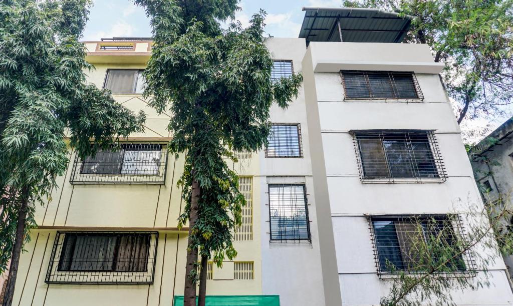 Exterior view, Hotel Bestow Inn Koregaon Park -Near Osho Ashram in Pune