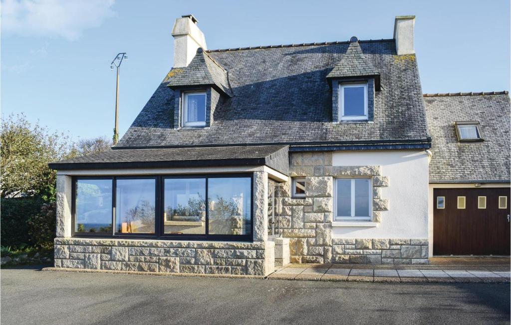 Beautiful home in Kerbors w/ 3 Bedrooms