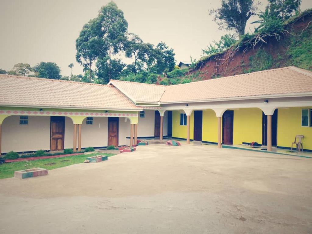 Sipi Traveller's Lodge 전경