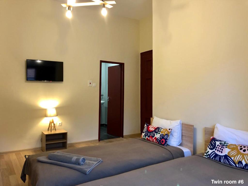 SKYLER GUEST HOUSE photo