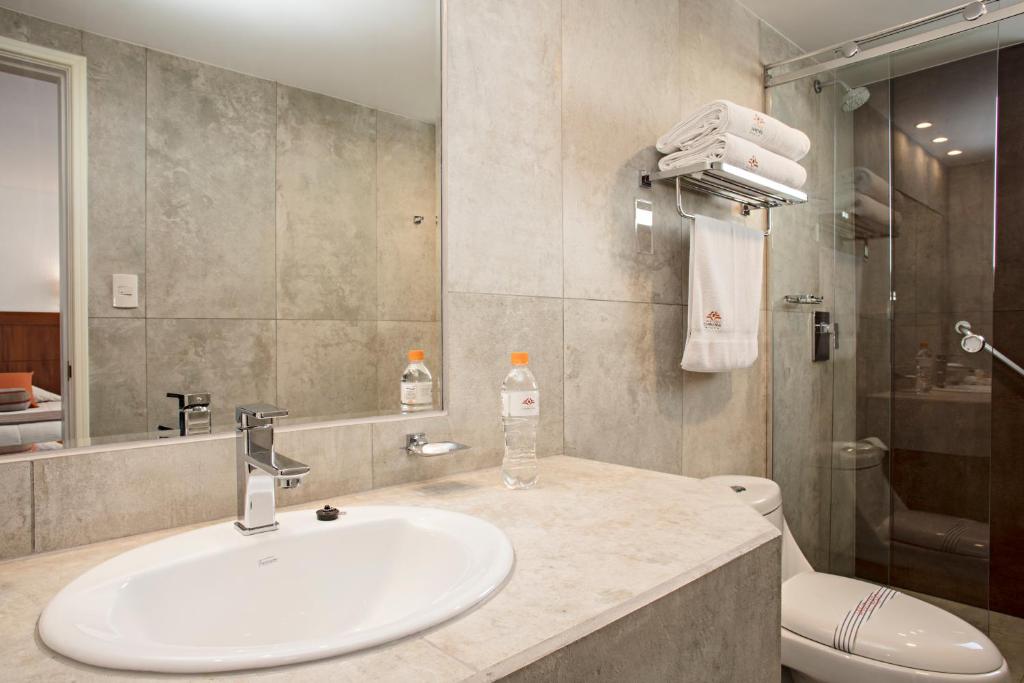 Camino Real Aparthotel, Downtown photo