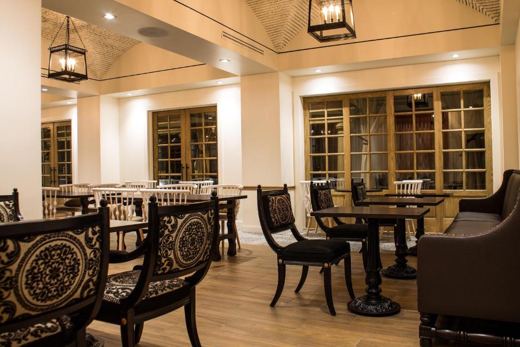 Hotel Valencia Santana Row Photo 9