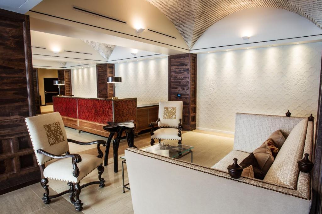 Hotel Valencia Santana Row Photo 11