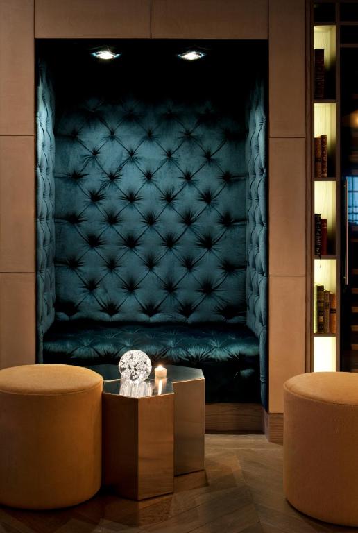 Bar/lounge