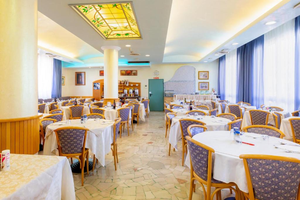 Hotel Harry's - 5