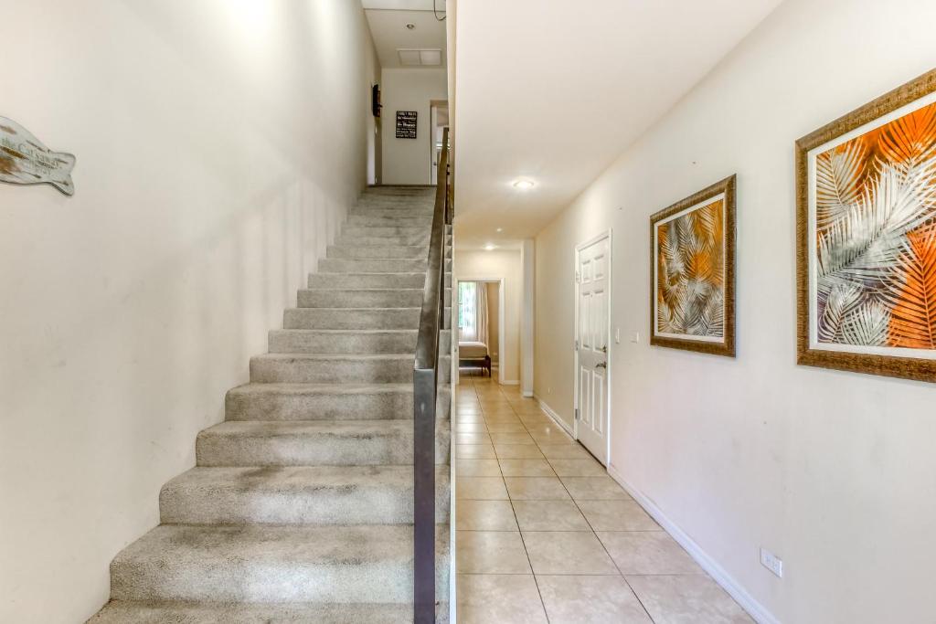 Pacifico Townhouse 102 photo