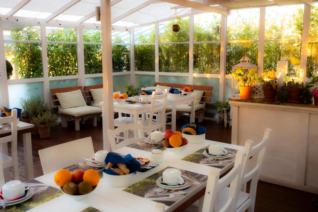 ระเบียง/ชานเรือน