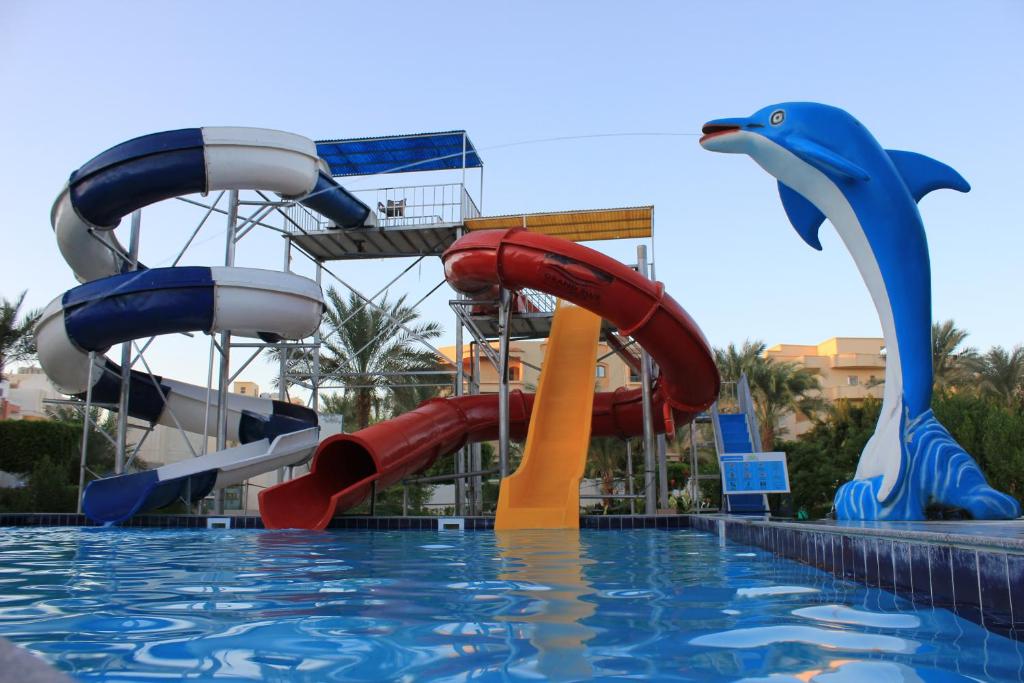 Grand Blue Saint Maria Aqua Park — Hotel in Hurghada