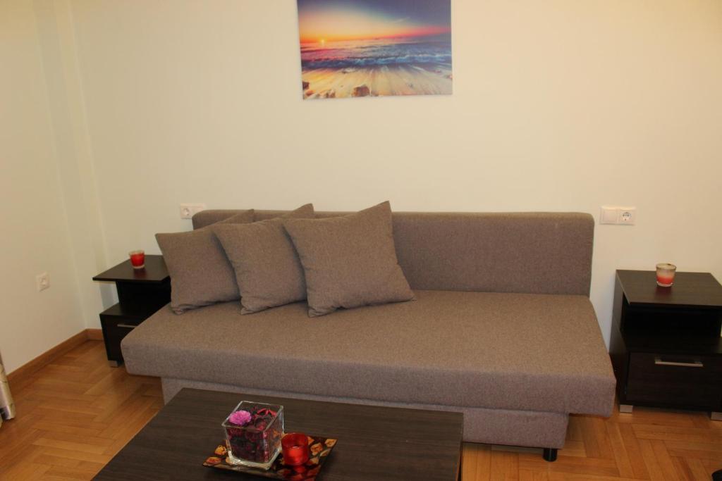 Comfortable apartment in the center of Athens photo