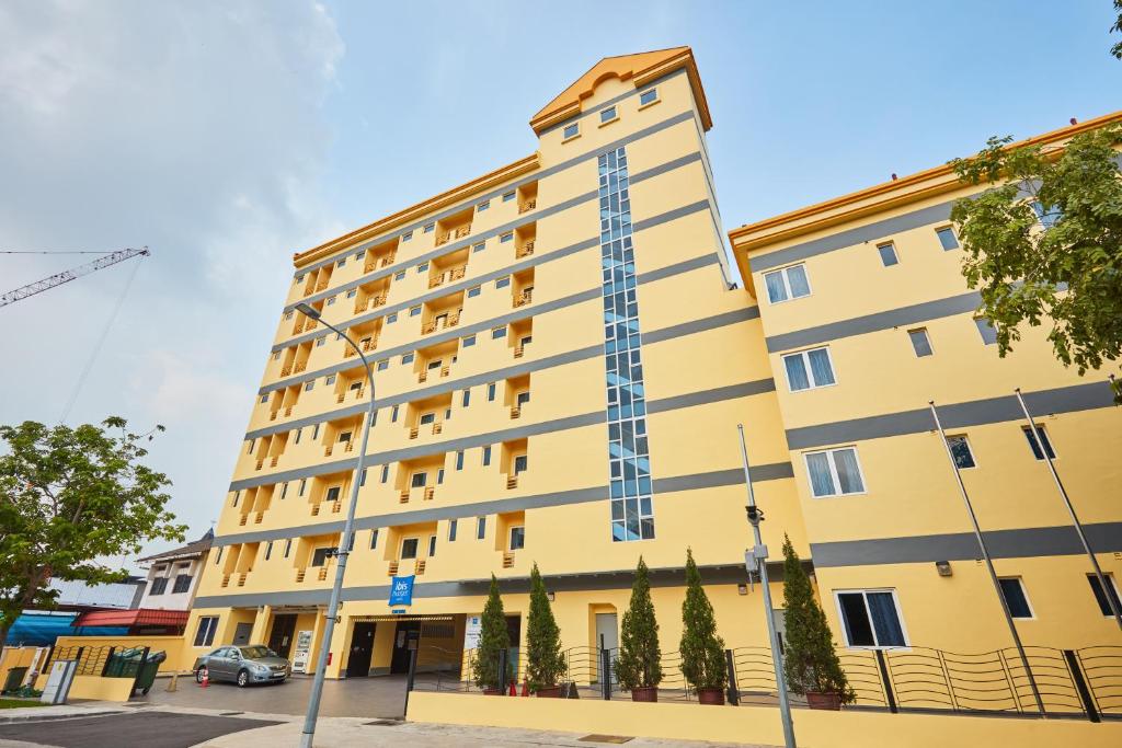 Exterior view, ibis budget Singapore Crystal in Singapore