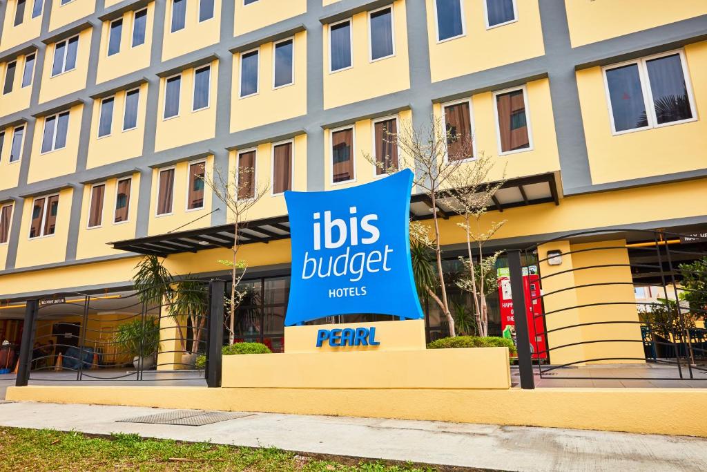 Exterior view, ibis budget Singapore Pearl in Singapore