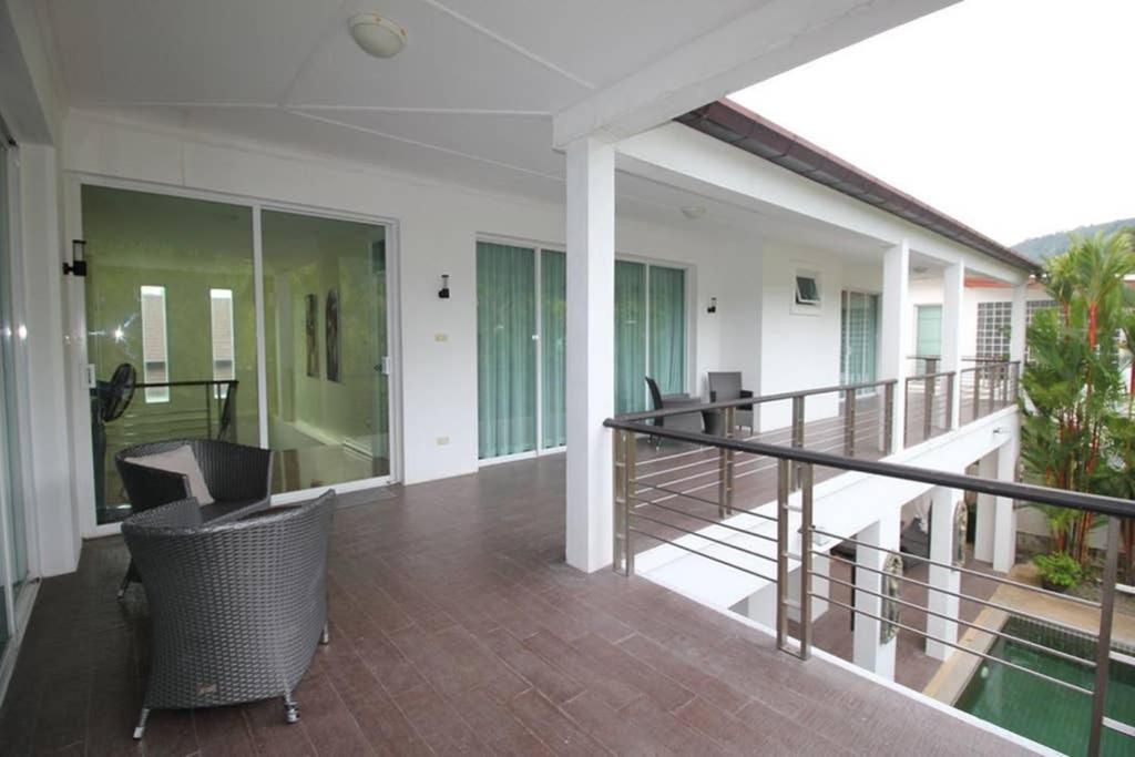 4 Bedroom Villa Kamala Beach Phuket 전경