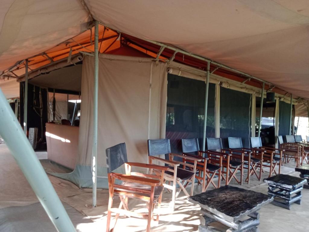 Mara Ngenche Safari Camp - Maasai Mara National Reserve — Hotel in Narok