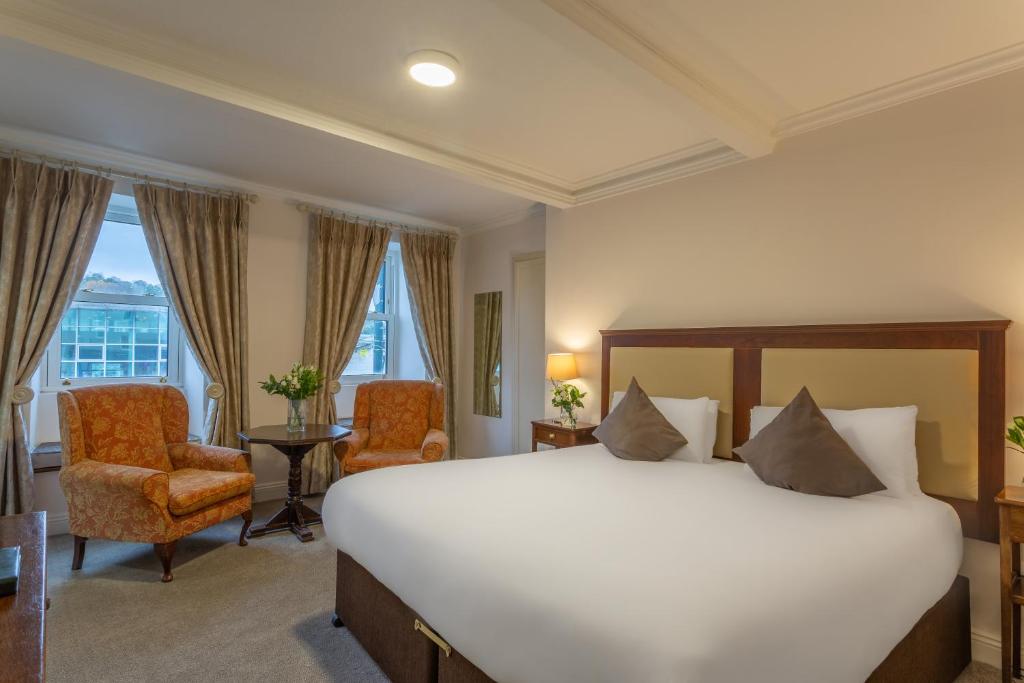 Double Room for Single Occupancy