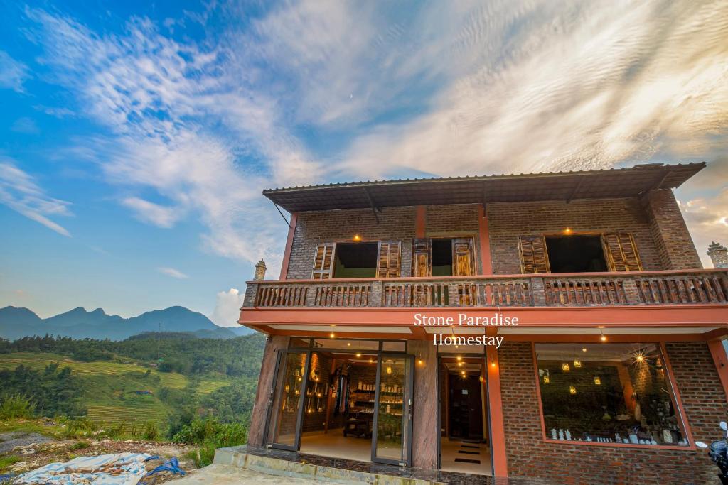 Stone Paradise Homestay