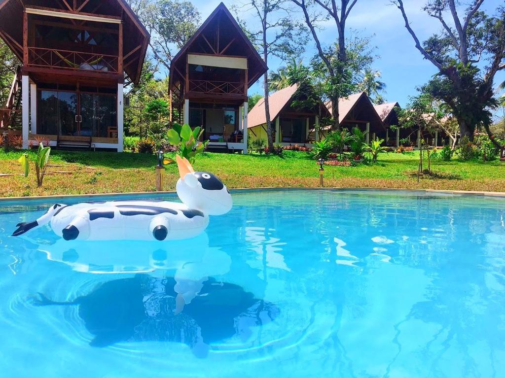 สระว่ายน้ำ