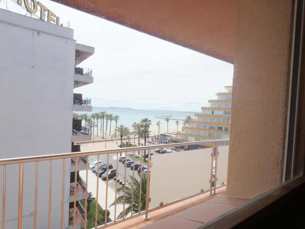 Apartamento con vista mar Rosas 5-8 - 2