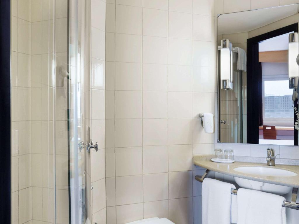 ibis Muscat — Hotel rooms in Muscat, Muscat