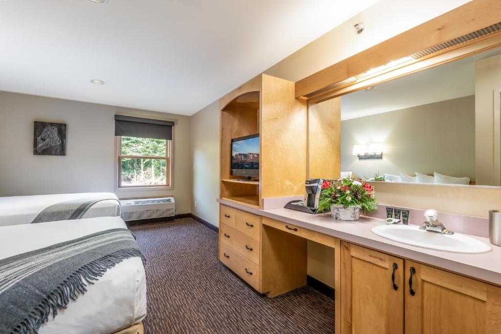Snow Cap Inn photo