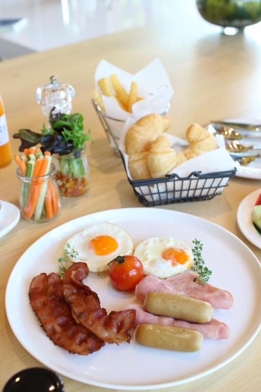 อาหารและเครื่องดื่ม