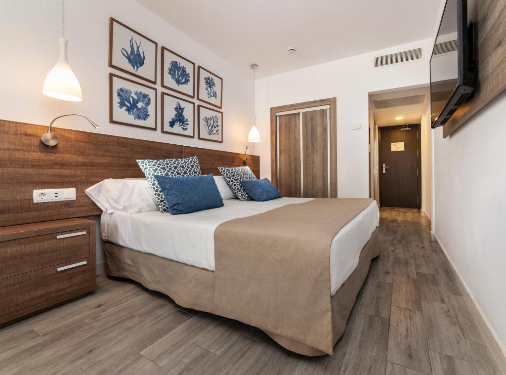 Globales Don Pedro - Adults Only — Hotel rooms in Puerto Pollensa, Balearic Islands