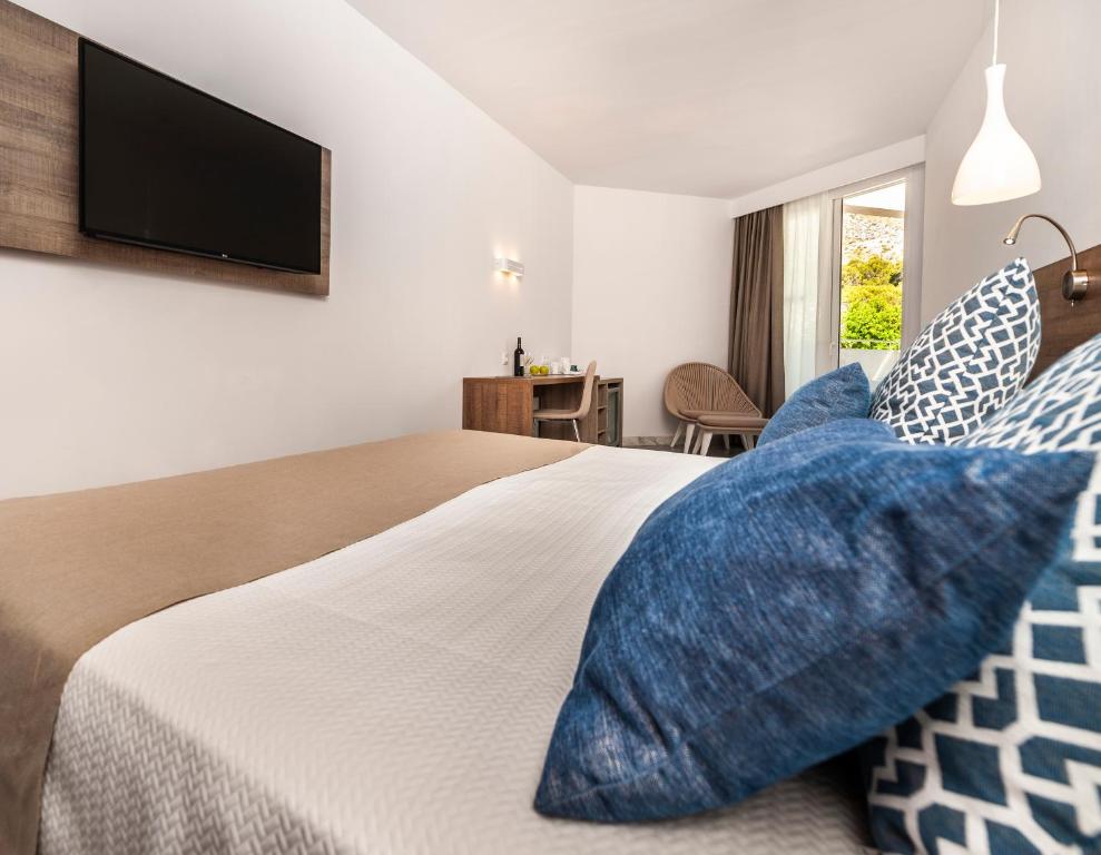 Globales Don Pedro - Adults Only — Hotel rooms in Puerto Pollensa, Balearic Islands