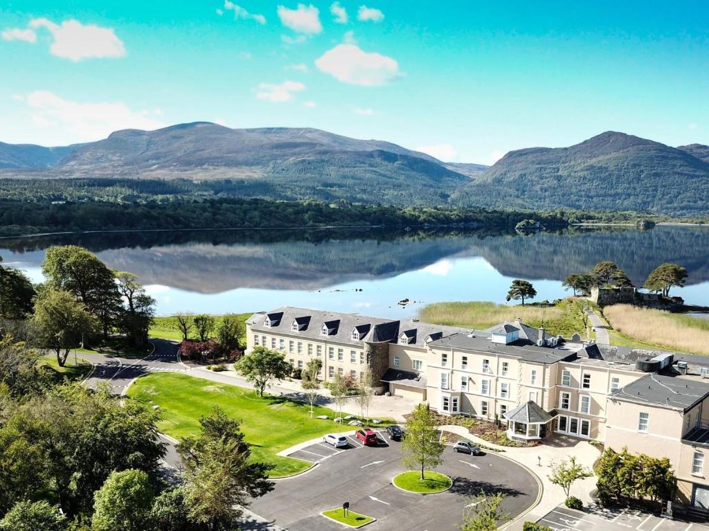 The Lake Hotel photo