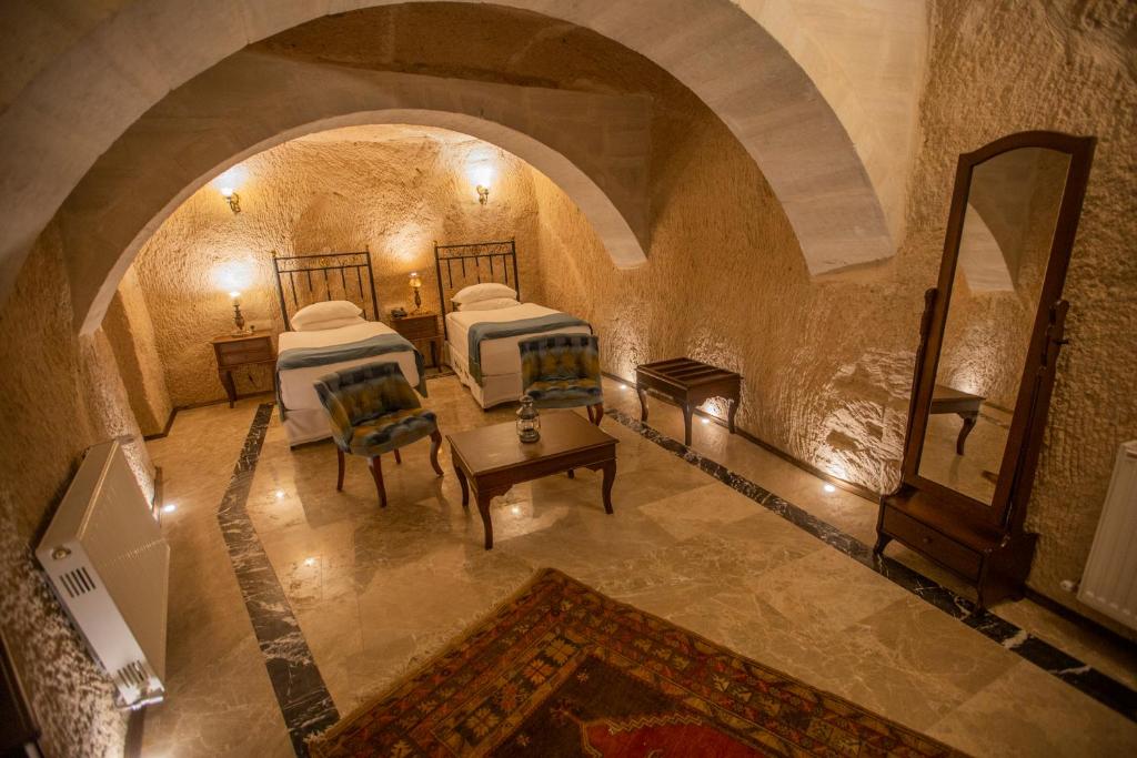 Lavender Cave Hotel photo