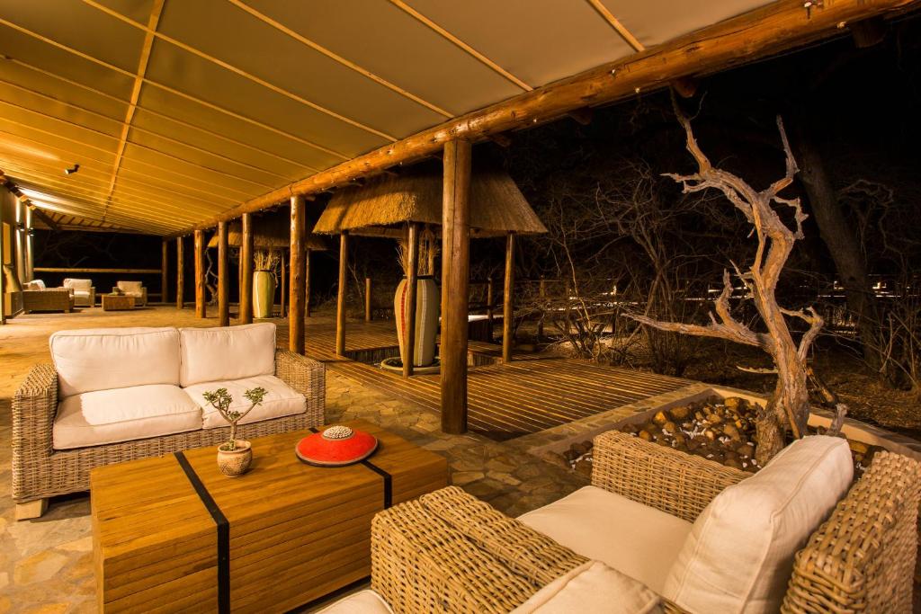 Vuyani River Lodge photo