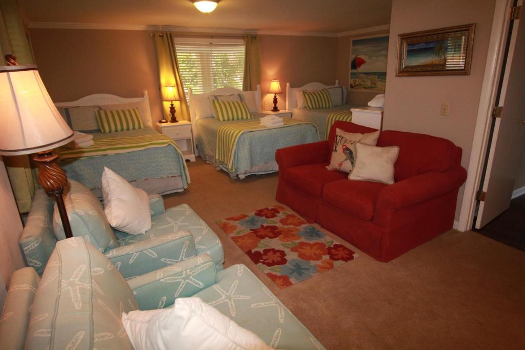 380 Tarpon - Five Bedroom House Main image 2