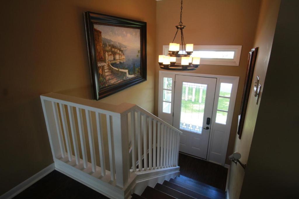 380 Tarpon - Five Bedroom House Main image 1