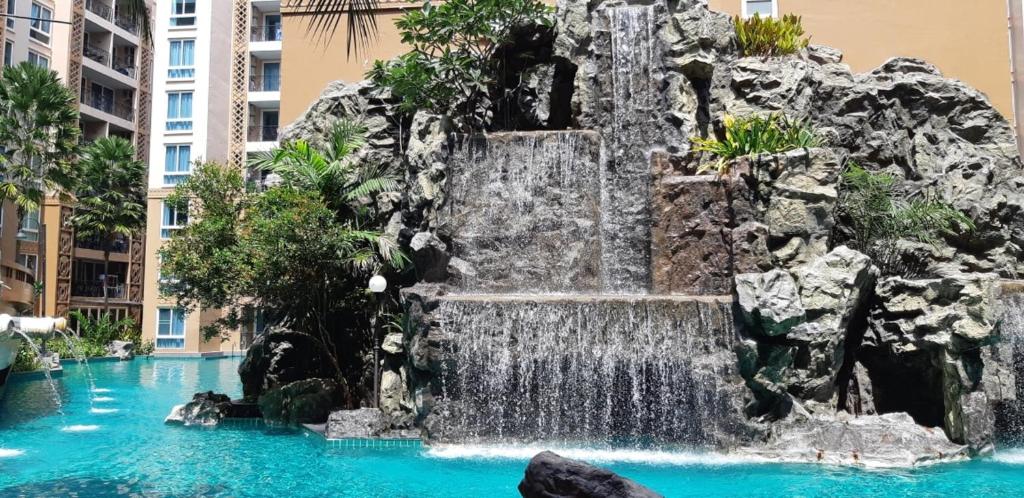 Atlantis Condo Resort By Anatoly — Hotel in Pattaya