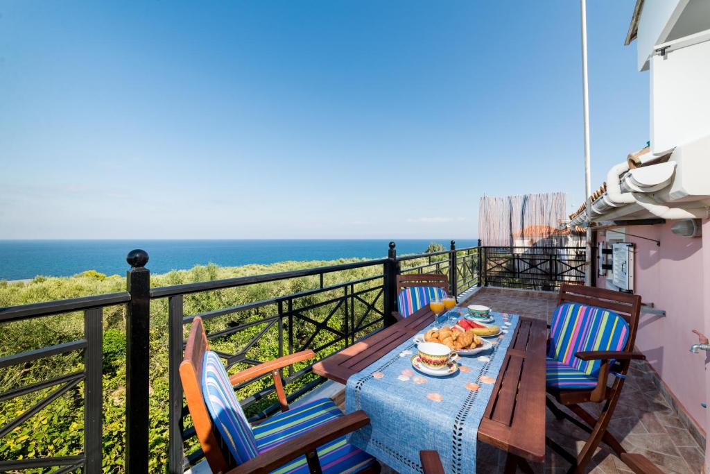 Soso's Sea View Apartment photo