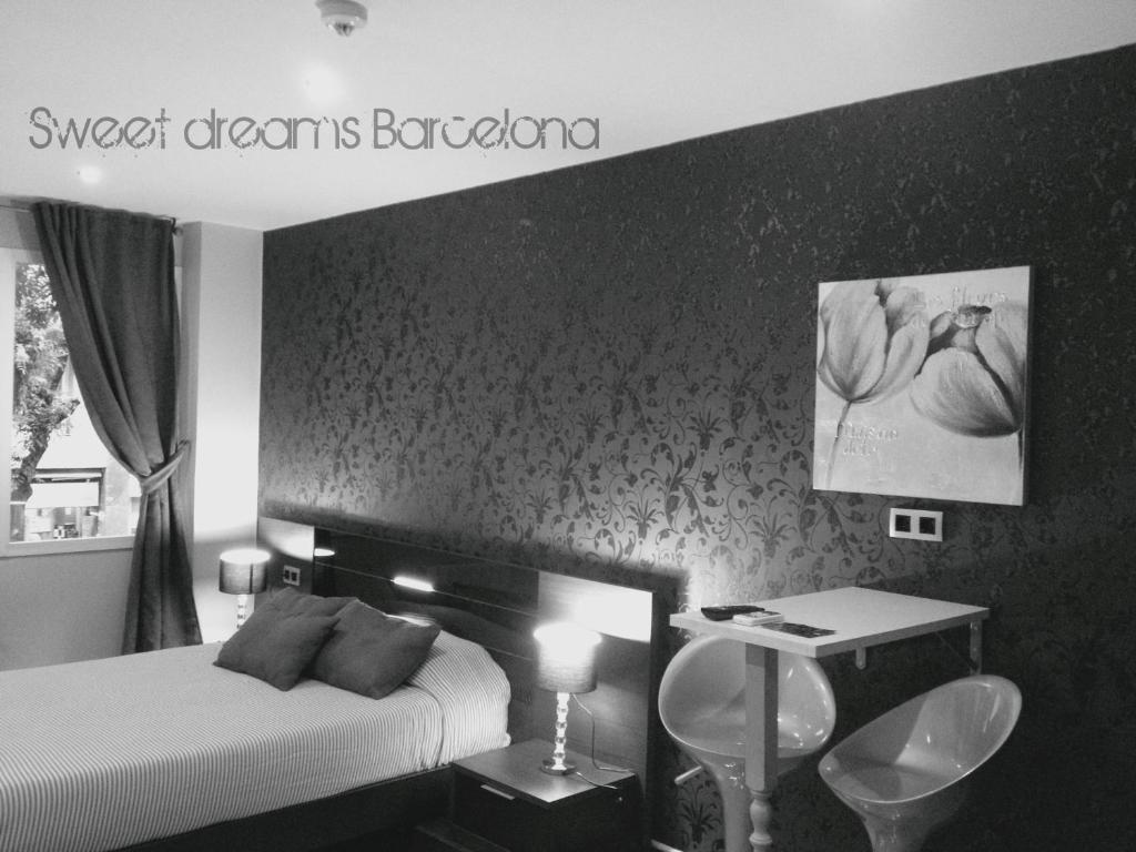 Hostal B&C BCN photo
