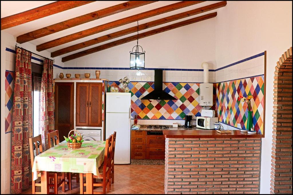 Chalet con piscina privada 전경