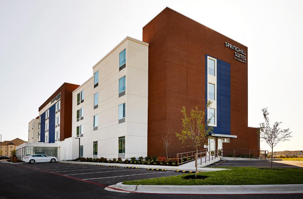 SpringHill Suites by Marriott Springfield North photo