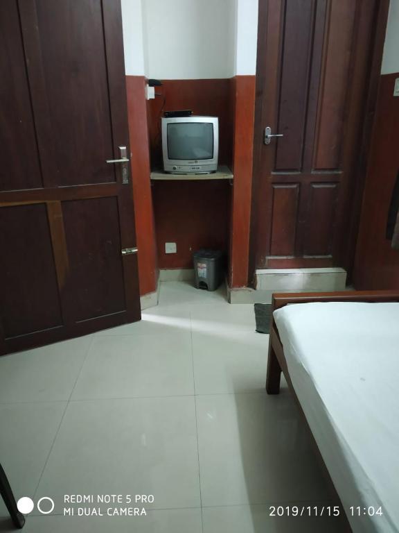 UNNIKRISHNA LODGE