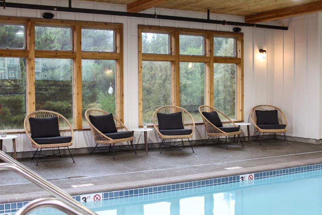 Inn at Discovery Coast photo