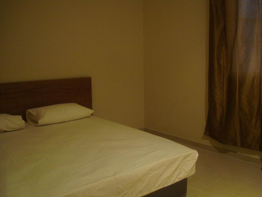 Red Tower Furnished Apartments photo