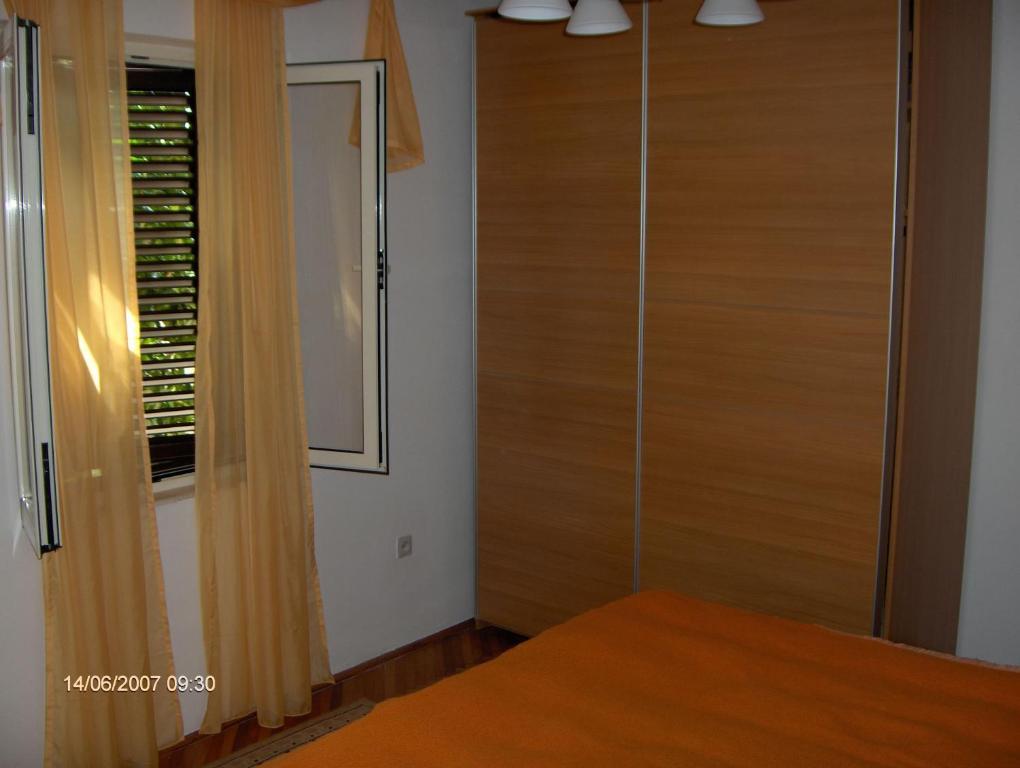 Rooms Miho - close to the sea photo
