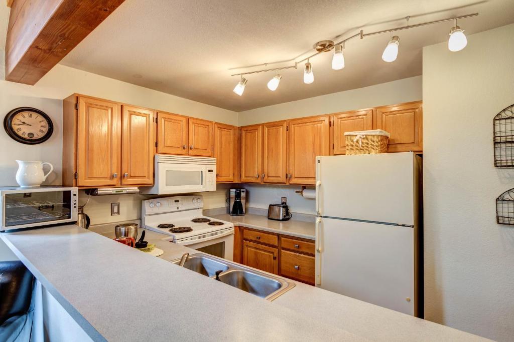 Silver Jacks Condo photo