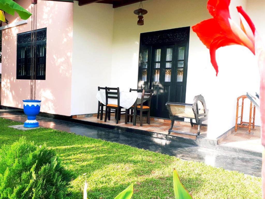 Hansa House, Hikkaduwa